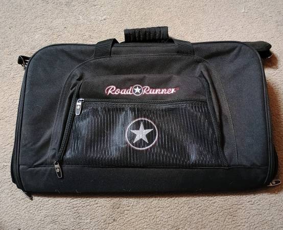 Roadrunner Pedalboard bag 1