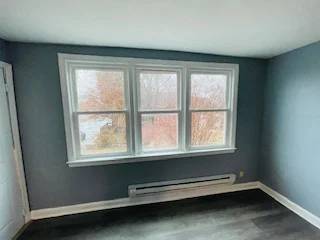A fully beautifully renovated 2 bedroom apartment 1