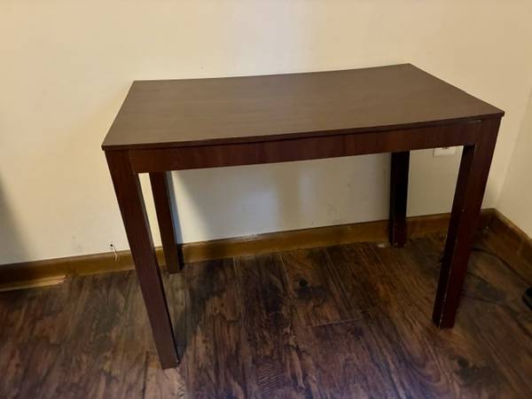 lightweight cork table with laminate 1