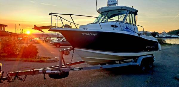 2015 Seaswirl Striper 2101 1