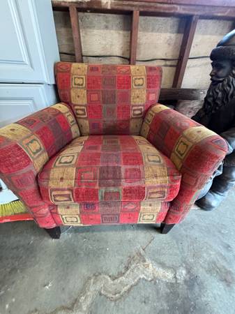 Comfy chair 1