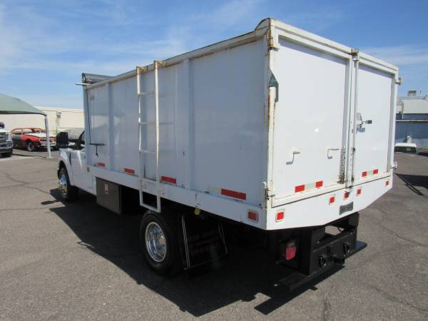 2017 Ford F350 Regular Cab - Photo 8