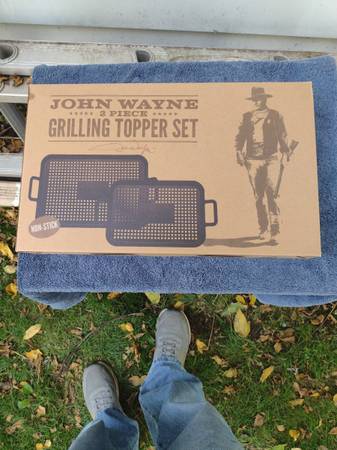 Grilling topper set 2 piece john Wayne 1