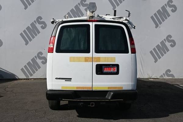 2013 Chevrolet Express - Photo 4