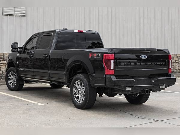 2021 Ford F-350 LARIAT 4WD - Photo 10