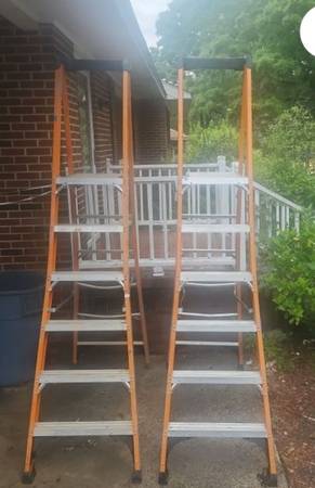 2 Louisville 8 Ft Platform Ladder $$300 1