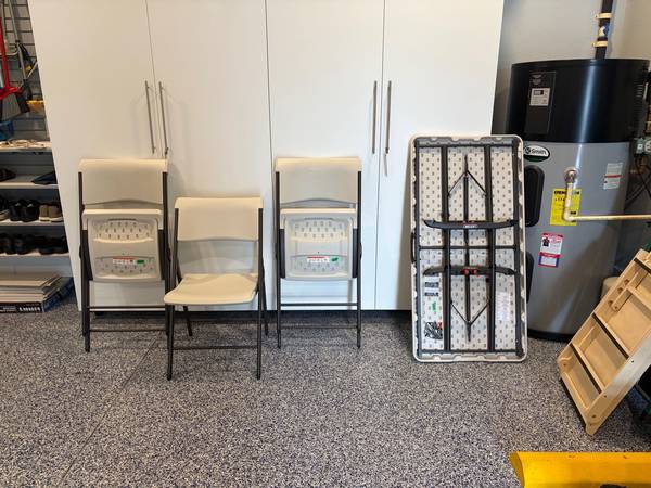 Folding Table and 3 Folding Chairs Together! 1