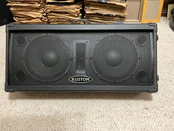 Kustom monitors speakers 1