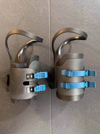 Teeter Gravity Boots 1