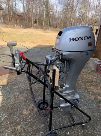 Honda 9.9 4 stroke high thrust outboard 1