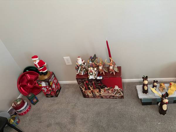 Yard sale photo