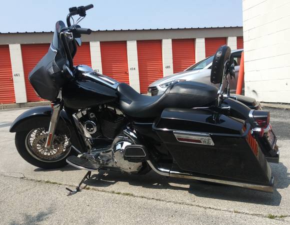 $6000 / S&S  2009  FLHTCU / Harley Clone