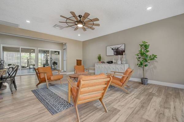 $985 / 475ft2 - Las Vegas, NV, Studio 1 bath, Ceiling Fan (2855 North Walnut Rd, Las vegas, NV)63907026152835120