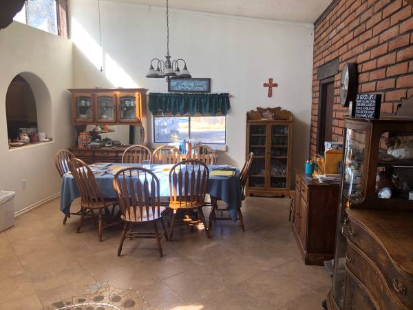$600 / 1br - 160ft2 - Habitación en casa grande cerca de Lordsburg, NM (Lordsburg)63867374703489123