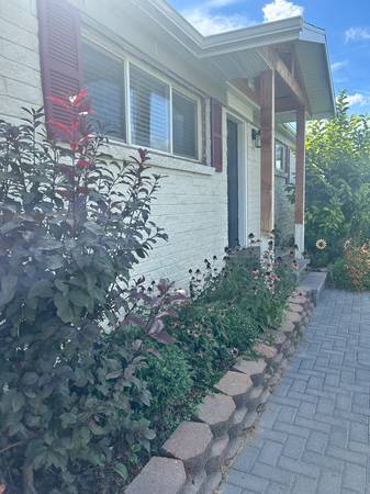 3 Bed/1 Bath Duplex for Rent 1