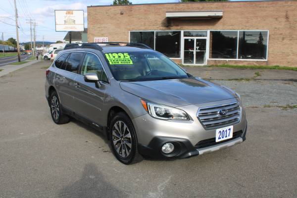 2017 Subaru Outback 2.5I Limited! Automatic! AWD! LOADED! 1-Owner! 1