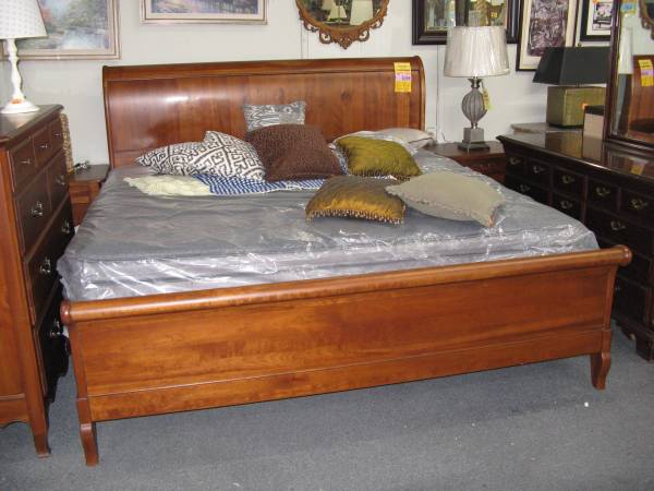 ETHAN ALLEN SOLID CHERRY EASTERN KING BED FRAME 1