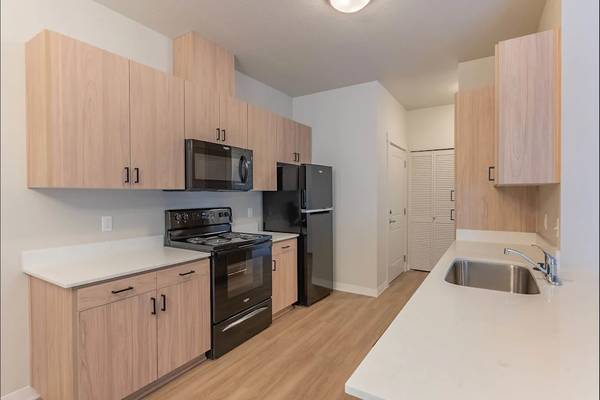 $1,599 / 1br - 952ft2 - 🗝️Open House at Cascade Place! - Spooky Good Specials🕸️🕷️ (Molalla)63956926184451121