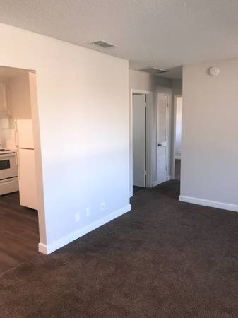 $1,350 / 2br - Remodeled 2 Bed, 1 Bath!! Apply TODAY!! This WONT Last Long!! (Visalia (Visalia, California)63809838007553122
