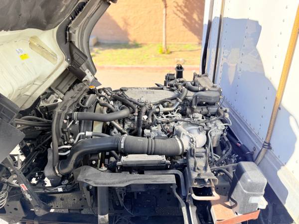2014 Isuzu NQR - Photo 11