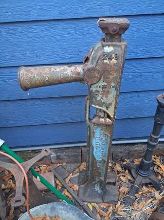 Three foot tall simplex jacks there are two of them 1