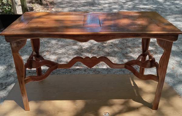 Sofa Table 1