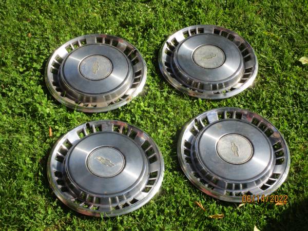 Chevy Wheel Covers 1