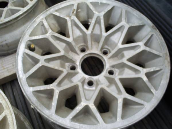 pontiac snowflake wheels 1