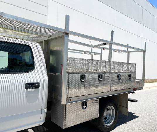 2019 Ford F350 Super Duty - Photo 4