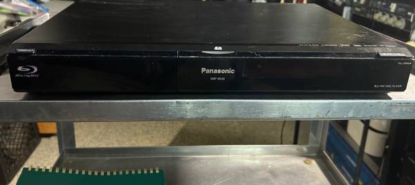Panasonic DMP-BD30 1080p Blu-Ray Disc Player 1