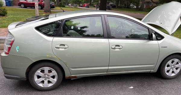 2006 Toyota Prius, 116k, Inspected, Used Daily but Needs Work (As-Is) - $2,900 (Colchester)63622557759747124