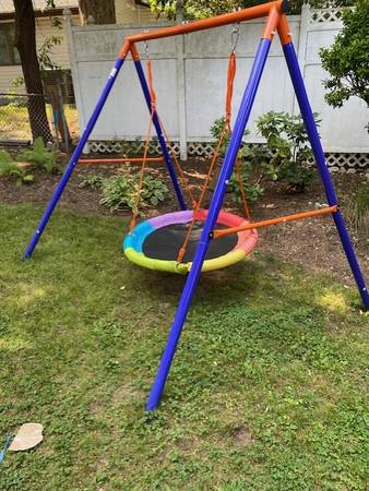 40" Saucer Swing Set with Adjustable Ropes-A-Frame Playset 1