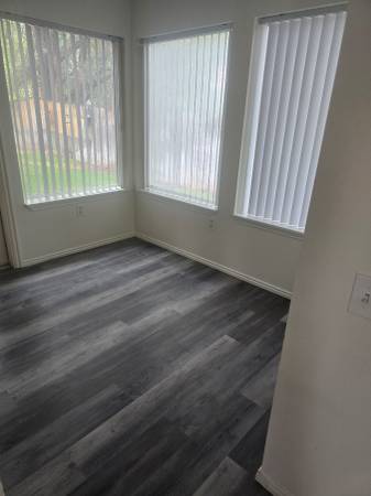 $1,089 / 2br - 2BR/1BA | In-Unit W/D Hookups | New Floors | Section 8 OK63952520501250122