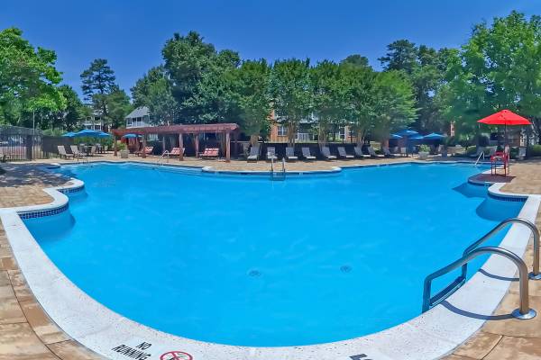 Located in Pasadena, 2bd 2ba, Screened in Balcony or Patio 1