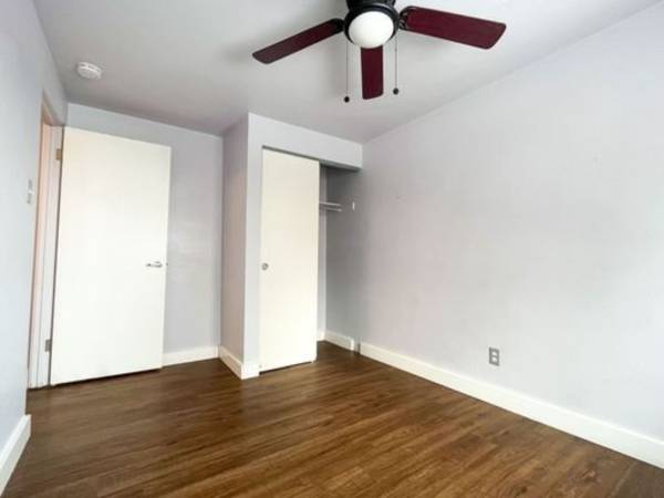 $900 / 2br - Just stunning!! Spacious 3 Bed, 2 bath with lot of light (Wheat Ridge)63920602948482122