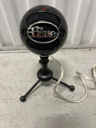 Blue Snowball USB Microphone - Black, Excellent Condition 1