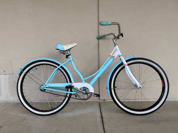 26\" Schwinn Legacy Beach Cruiser bike 26\" Schwinn Legacy Beach Cruiser bike