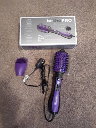 Dr. Knot Hair Dryer Brush 1