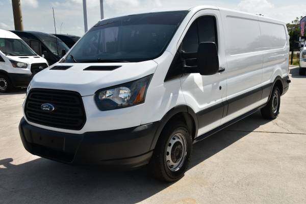 2016 Ford TRANSIT 150 - Photo 3