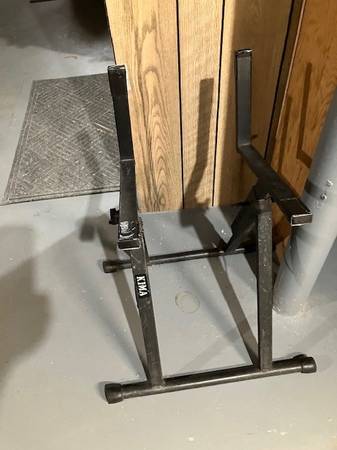 Amp Stand 1