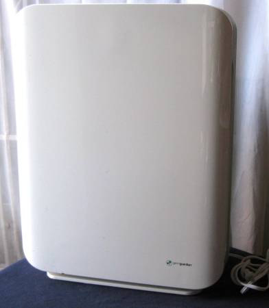 Germguardian AC5900WCA Air Purifier System 1