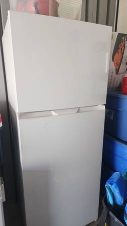 Refrigerator 1