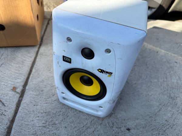KRK speaker 1