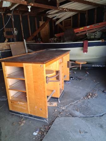 Classic drafting table 1