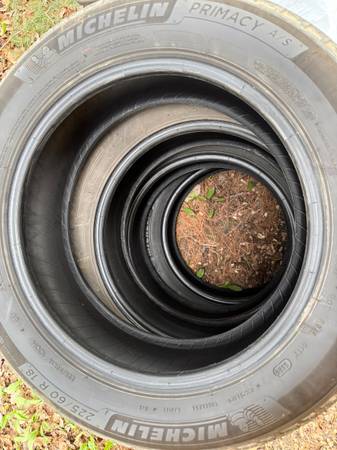 4 Used Michelin tires 225/60/R18 1
