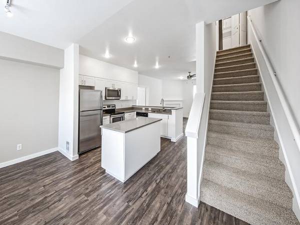 $4,037 / 2br - 1457ft2 - Full-Size Washer and Dryer, We Welcome Pets, Bike Racks63688608180097121