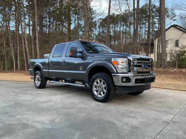 2011 FORD F250 SD 4X4 LARIAT CREW CAB 6.7L DIESEL 1
