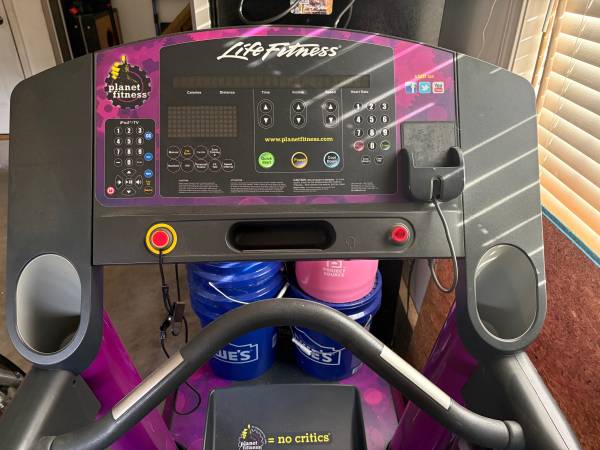 Treadmill 1