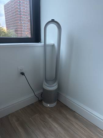 Dyson Air 1