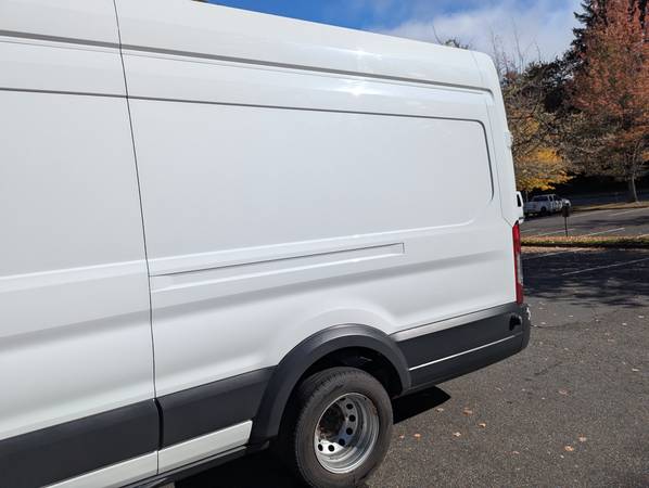 2018 Ford Transit 350HD - Photo 5